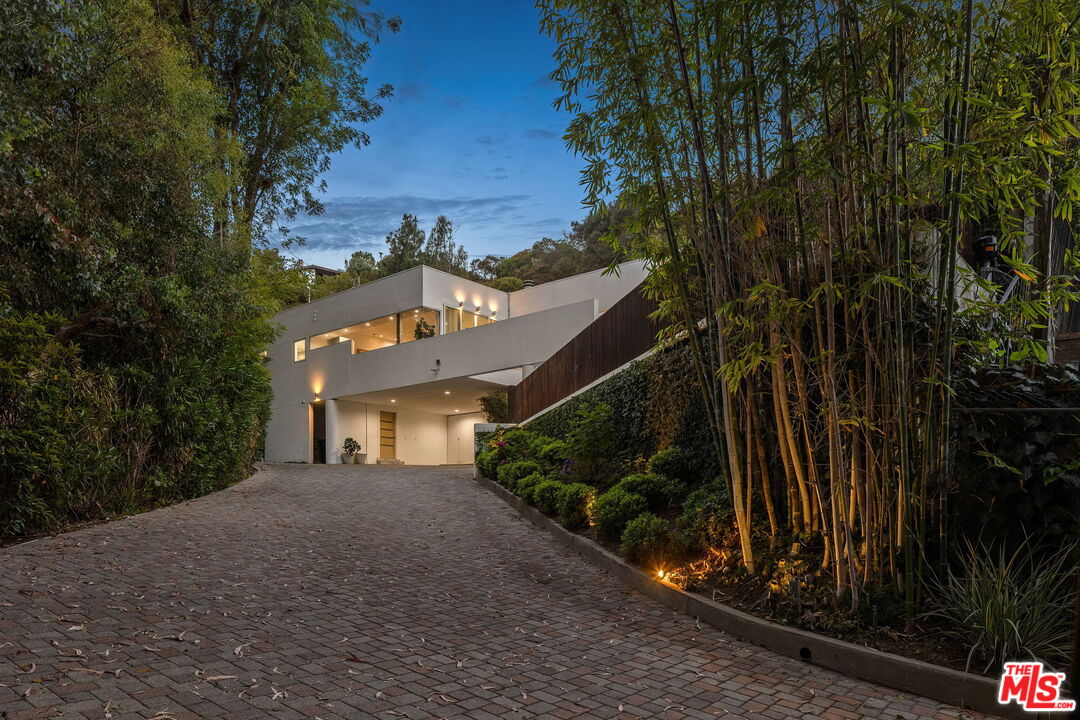 2557 Greenvalley Rd