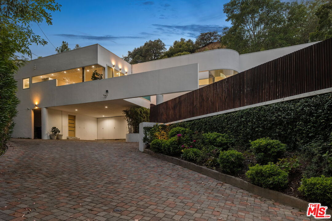 2557 Greenvalley Rd
