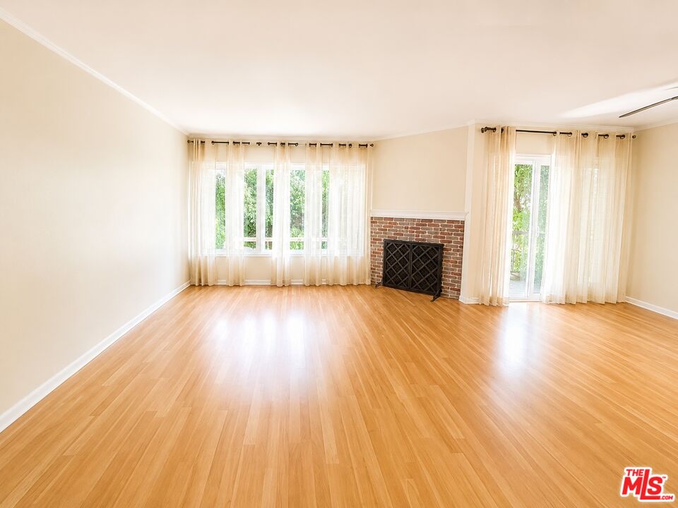 5870 Green Valley Cir Unit: 129