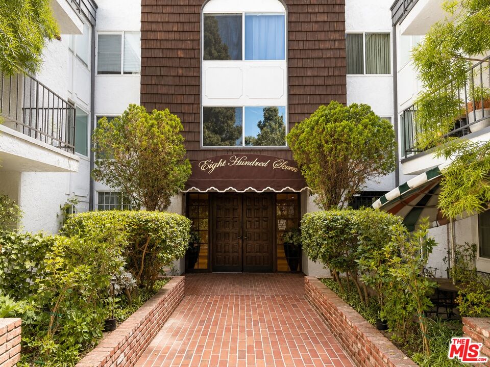 5870 Green Valley Cir Unit: 129