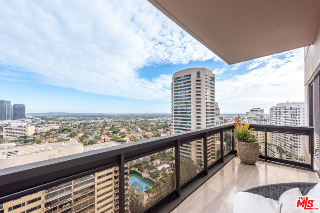 10445 Wilshire Blvd Unit: 1905