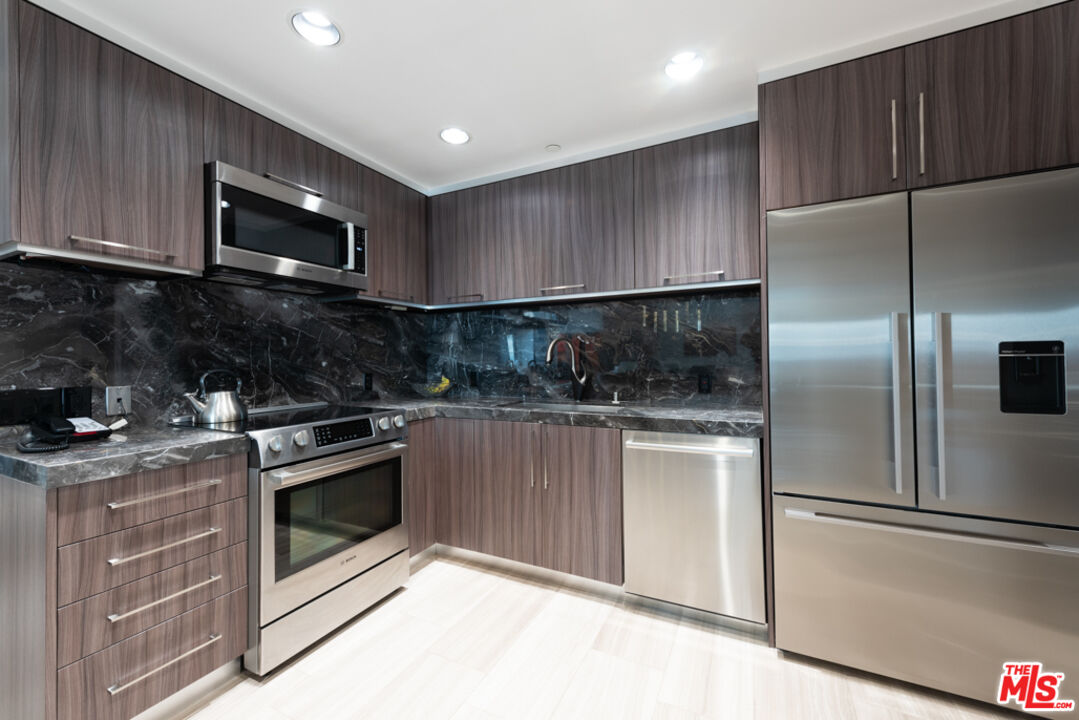 10445 Wilshire Blvd Unit: 1905