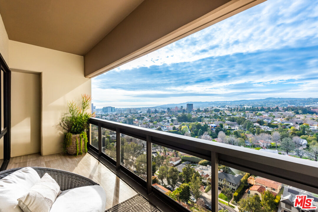 10445 Wilshire Blvd Unit: 1905