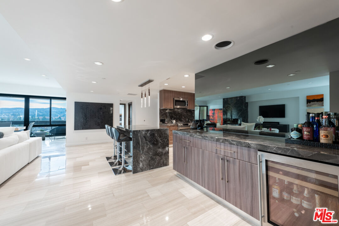 10445 Wilshire Blvd Unit: 1905