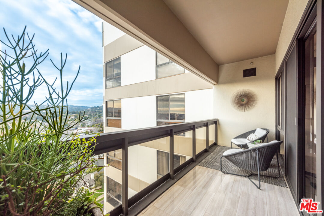 10445 Wilshire Blvd Unit: 1905