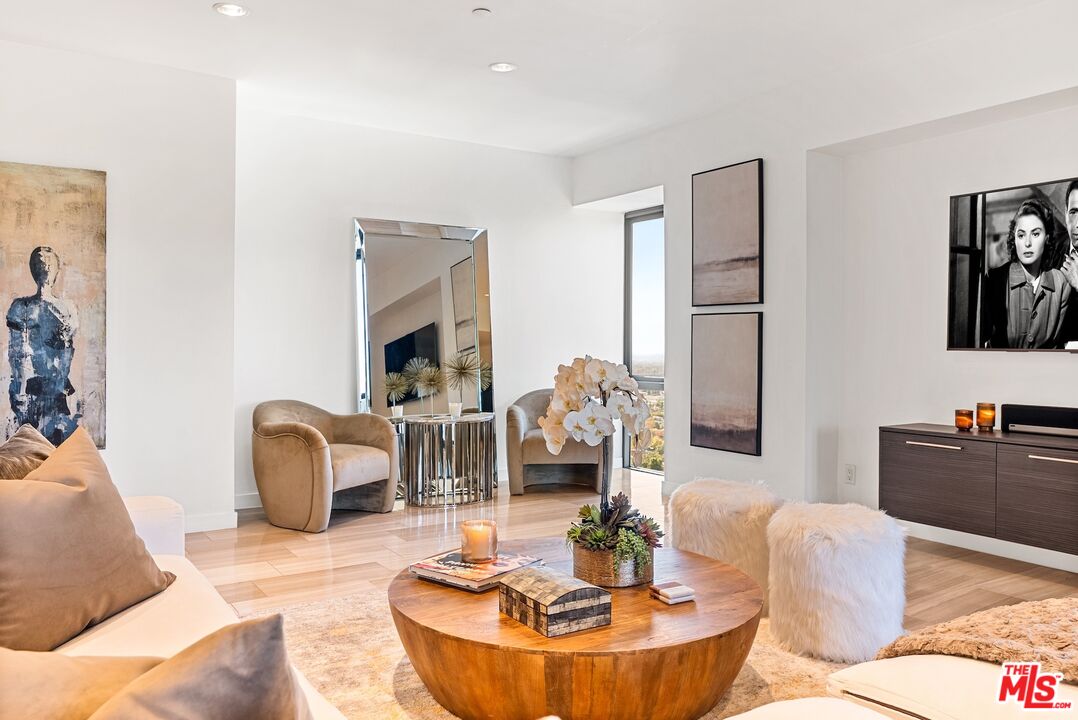 10445 Wilshire Blvd Unit: 1905