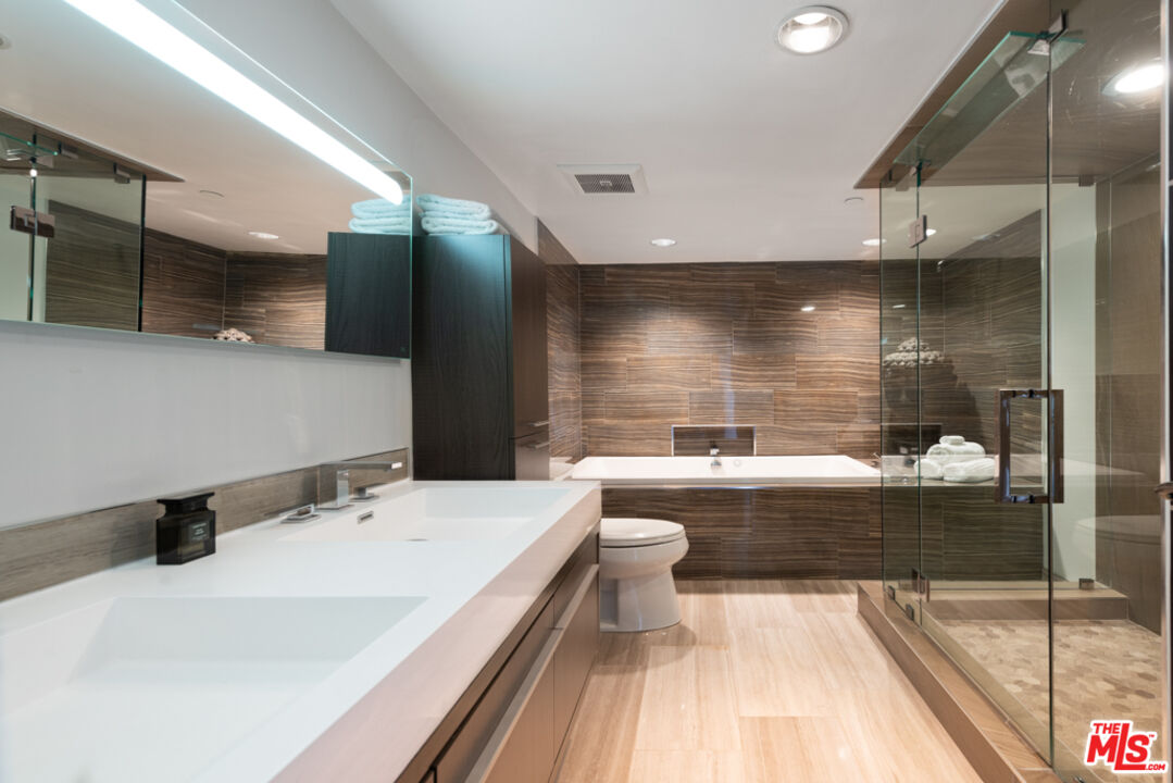 10445 Wilshire Blvd Unit: 1905
