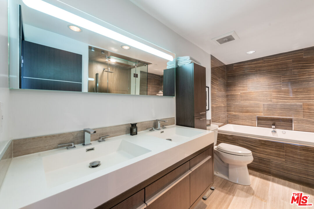 10445 Wilshire Blvd Unit: 1905