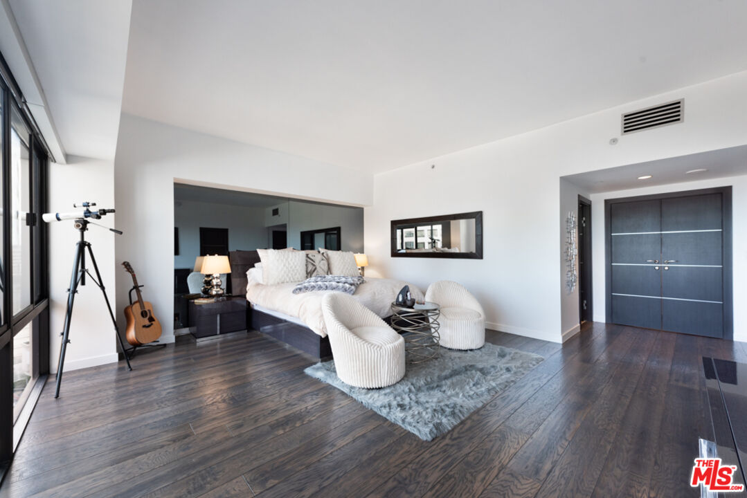 10445 Wilshire Blvd Unit: 1905