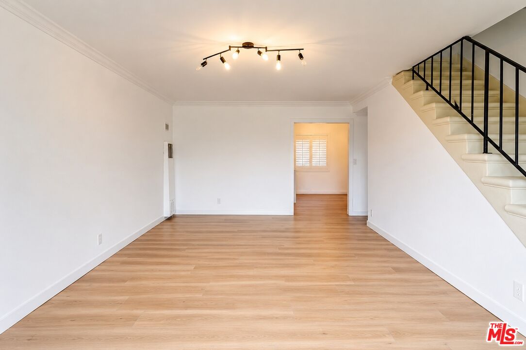 929 Idaho Ave Unit: 6