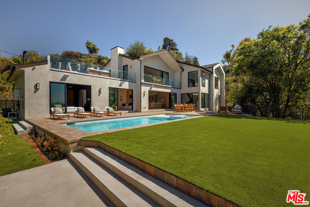 14242 Valley Vista Blvd