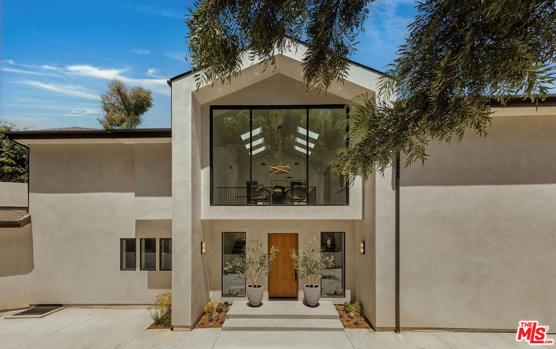 14242 Valley Vista Blvd