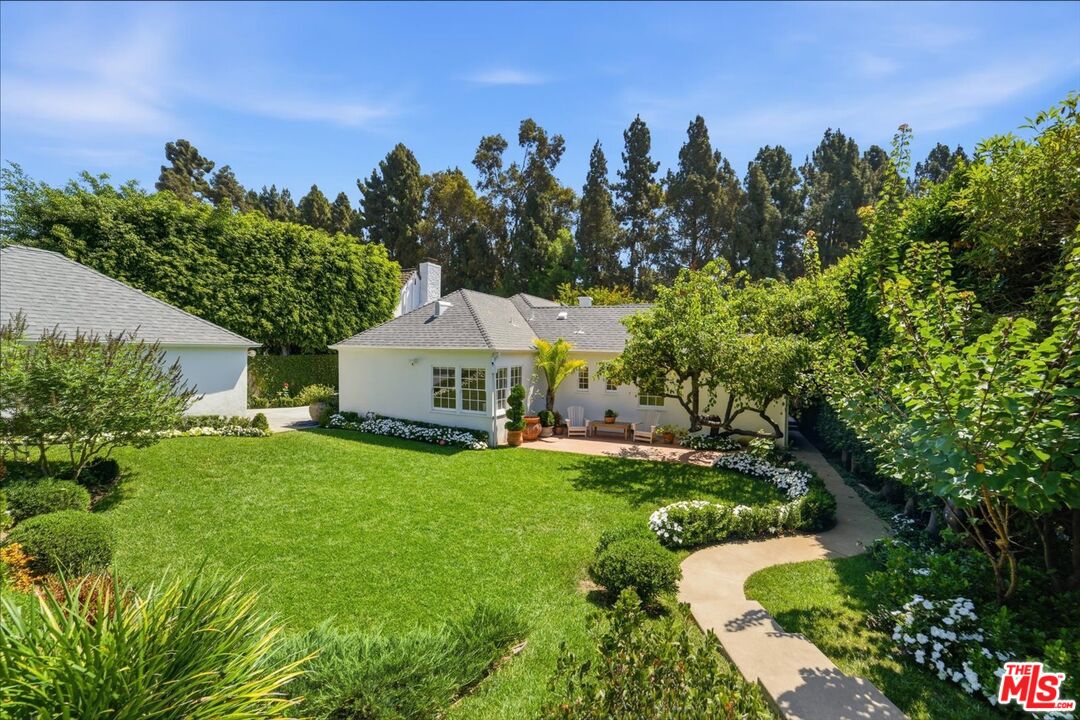 351 Veteran Ave