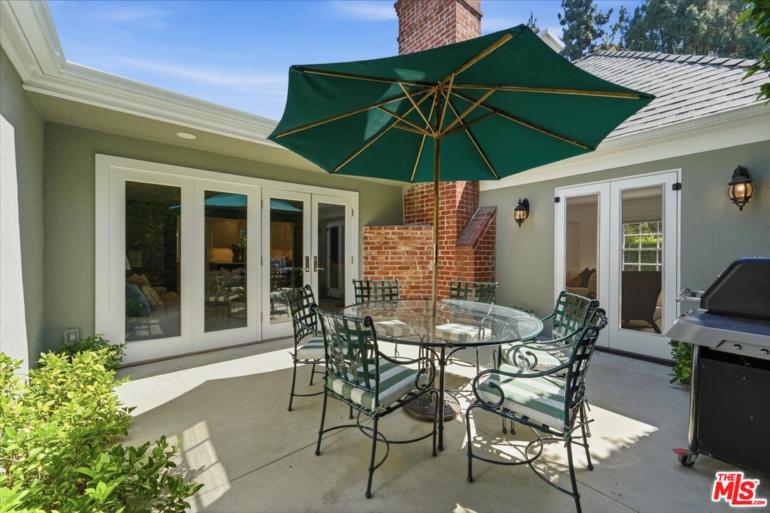 351 Veteran Ave