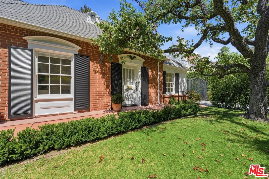 351 Veteran Ave