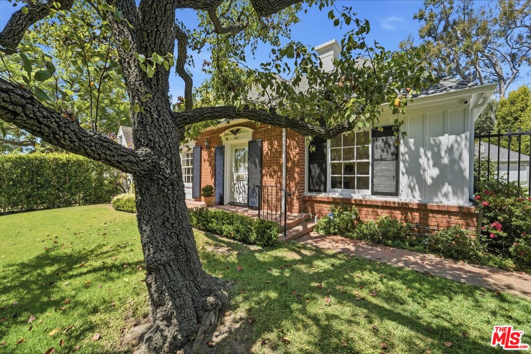 351 Veteran Ave
