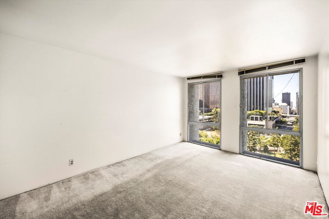 800 W 1st St Unit: 908
