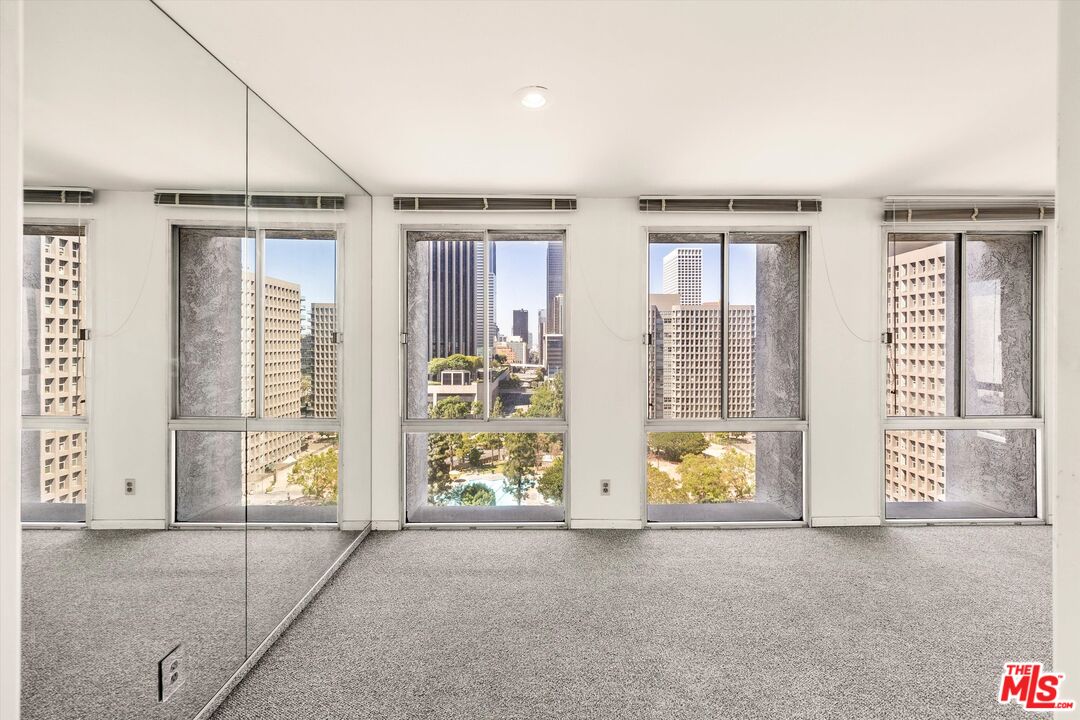 800 W 1st St Unit: 908