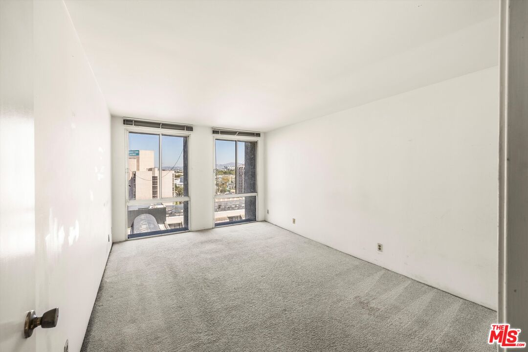 800 W 1st St Unit: 908