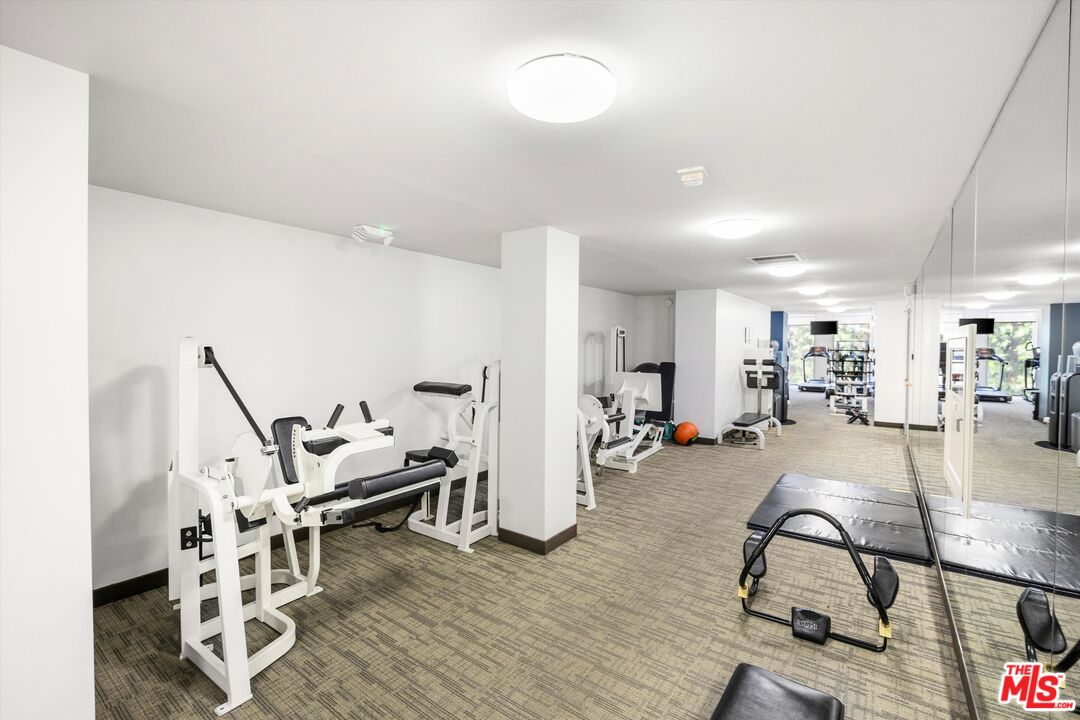 800 W 1st St Unit: 908