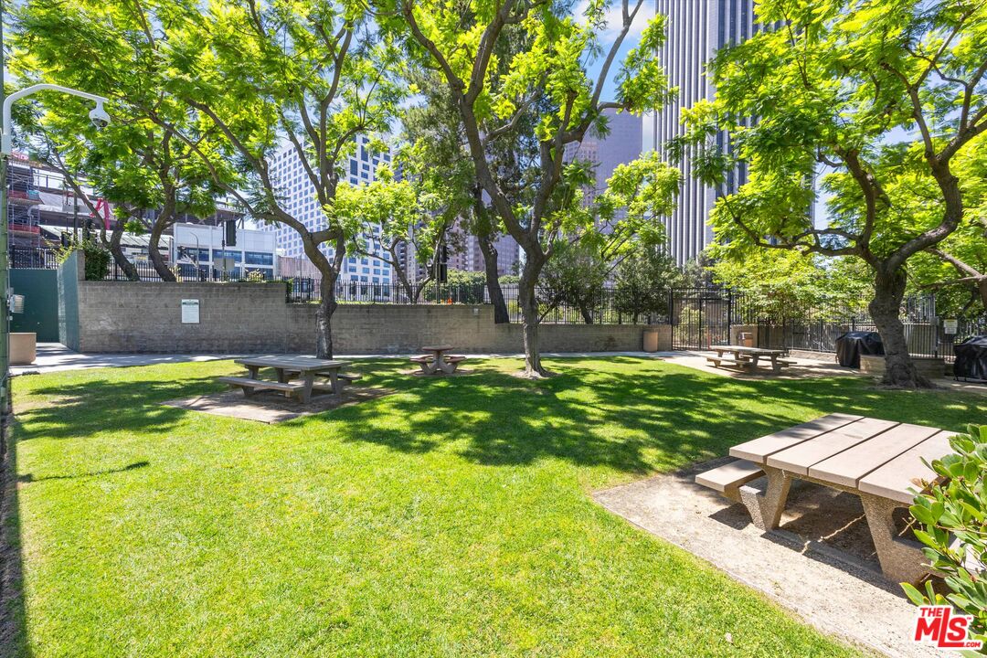 800 W 1st St Unit: 908