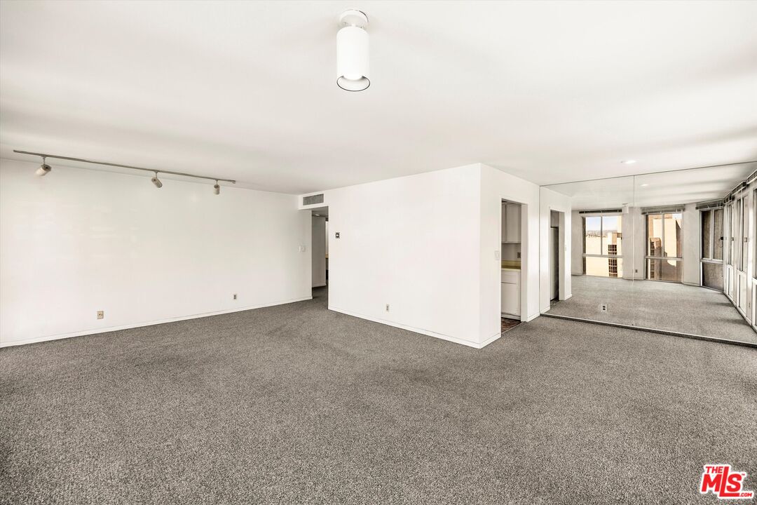 800 W 1st St Unit: 908