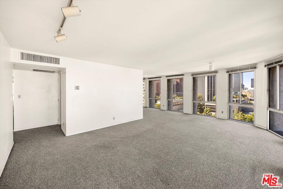 800 W 1st St Unit: 908