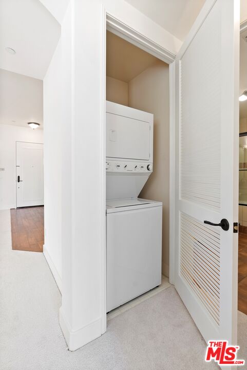 1310 Armacost Ave Unit: 401