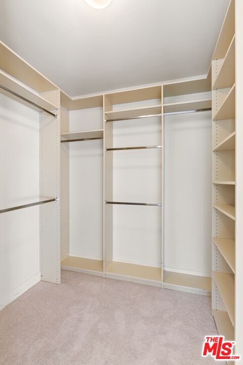 1310 Armacost Ave Unit: 401