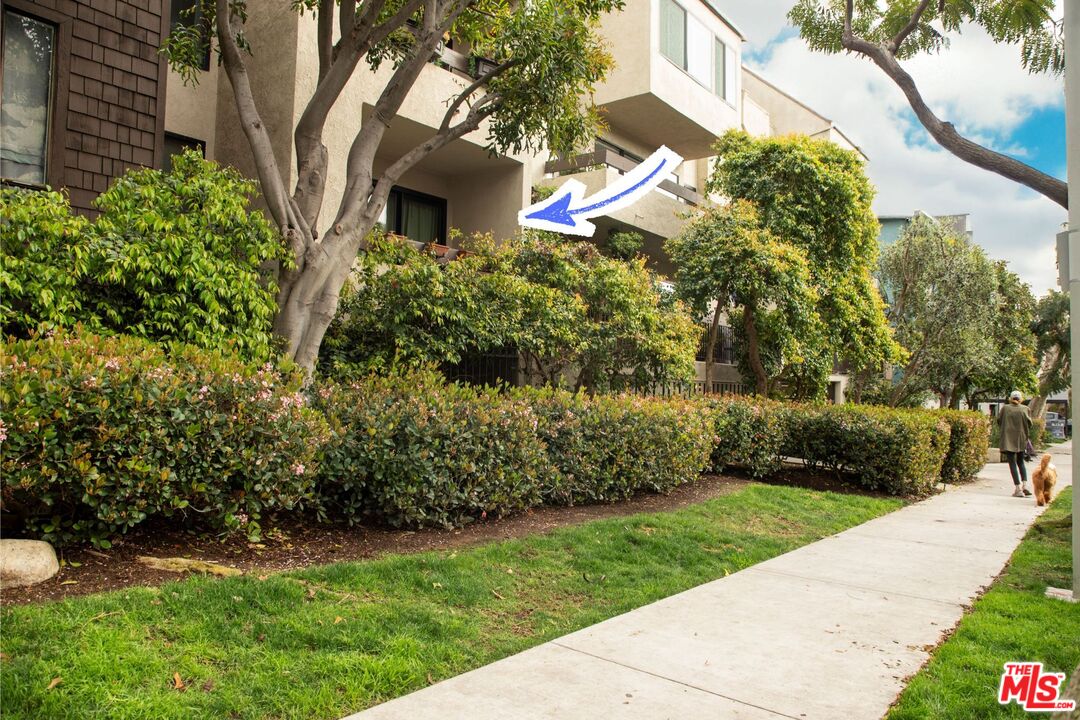 950 N Kings Rd Unit: 168