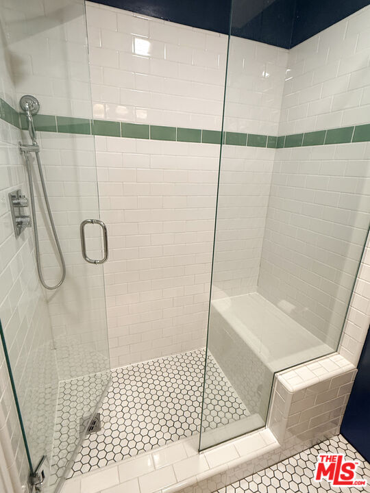 950 N Kings Rd Unit: 168