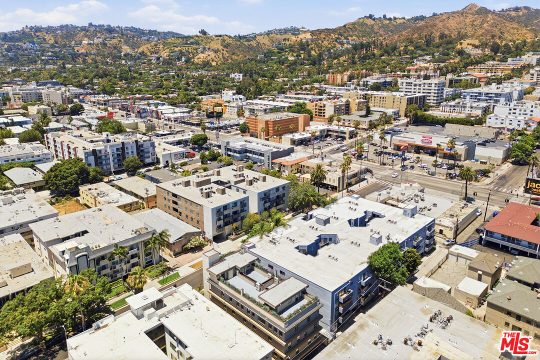 1434 N Poinsettia Pl Unit: 103