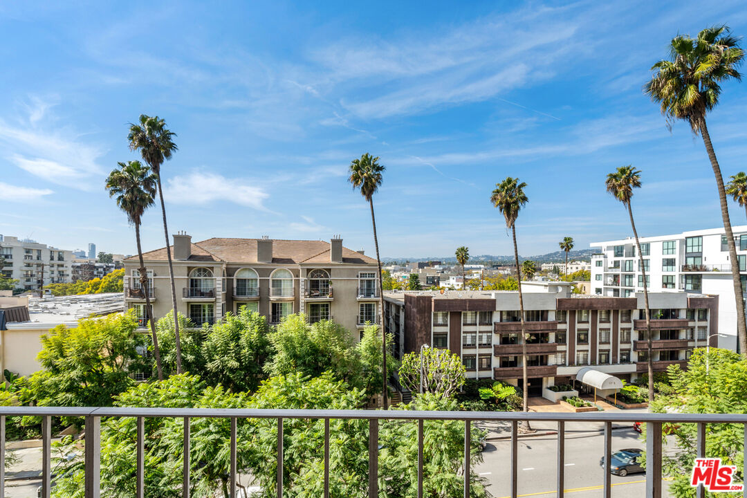 100 S Doheny Dr Unit: 503
