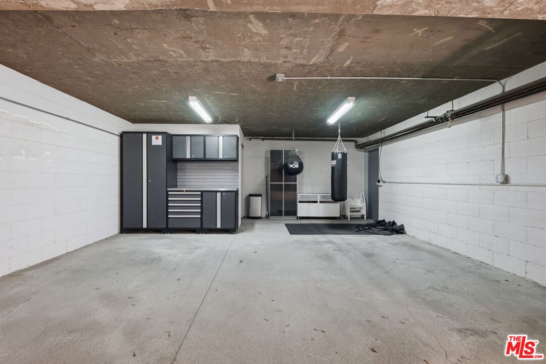 11763 Iowa Ave Unit: 1