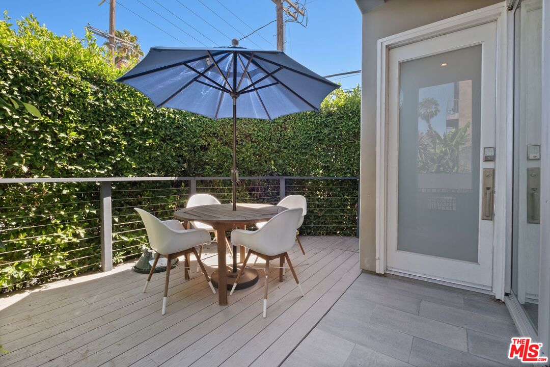 11763 Iowa Ave Unit: 1