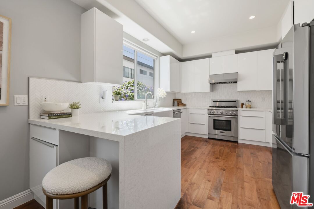 11763 Iowa Ave Unit: 1