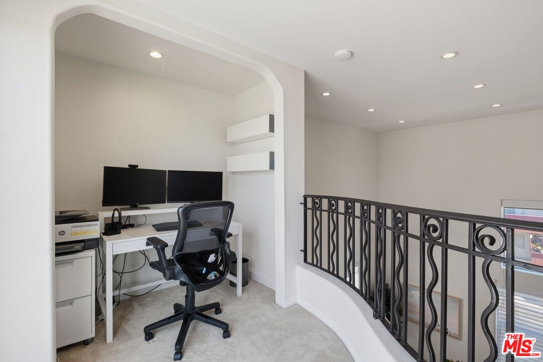 11763 Iowa Ave Unit: 1