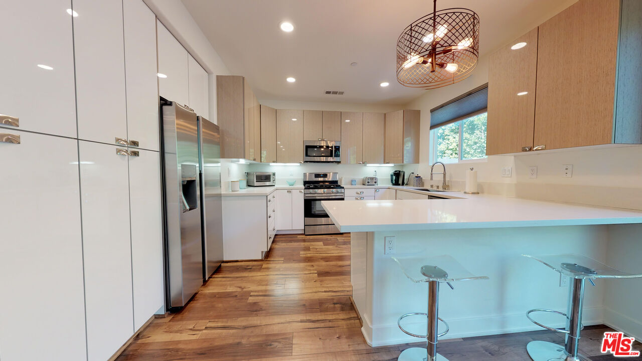 19725 Corbin Ln