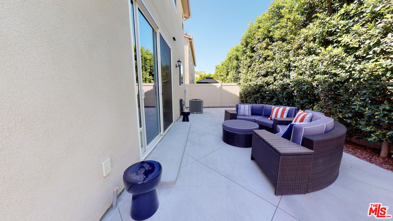 19725 Corbin Ln