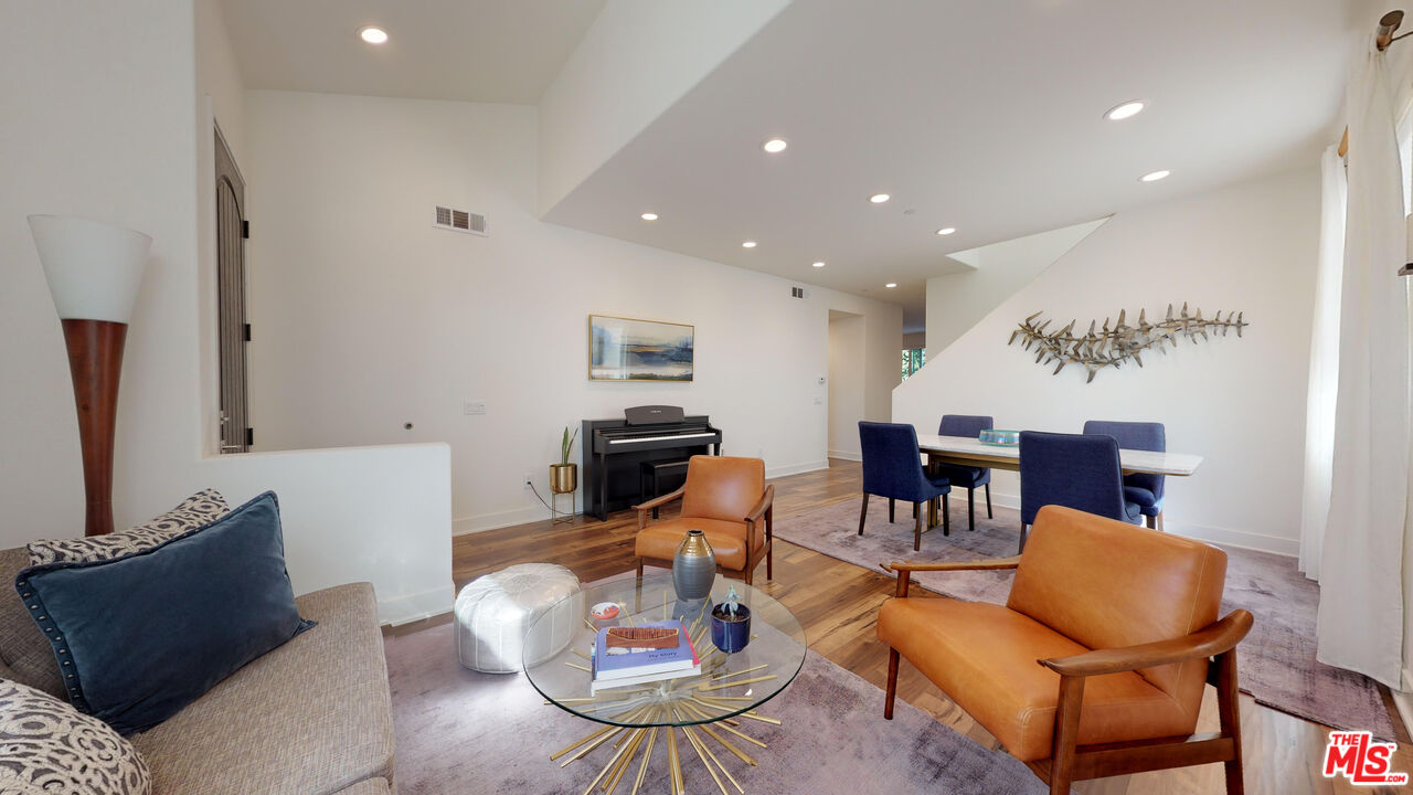 19725 Corbin Ln