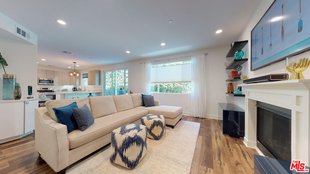 19725 Corbin Ln