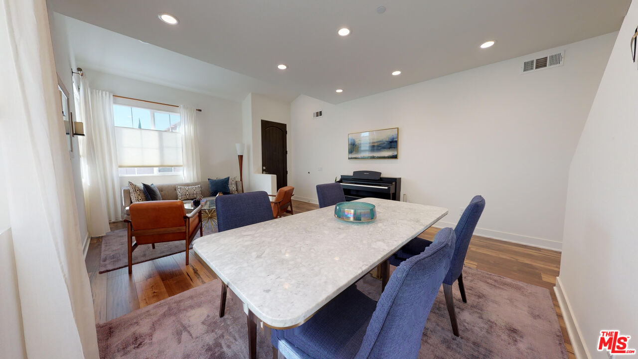 19725 Corbin Ln