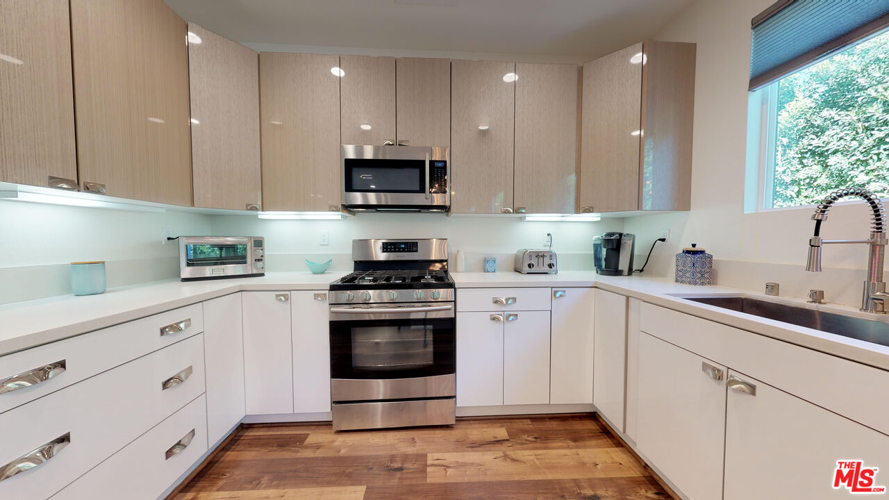 19725 Corbin Ln