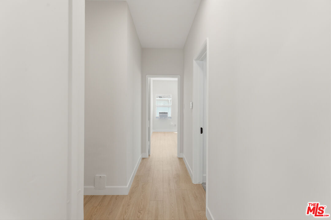 833 N Alfred St