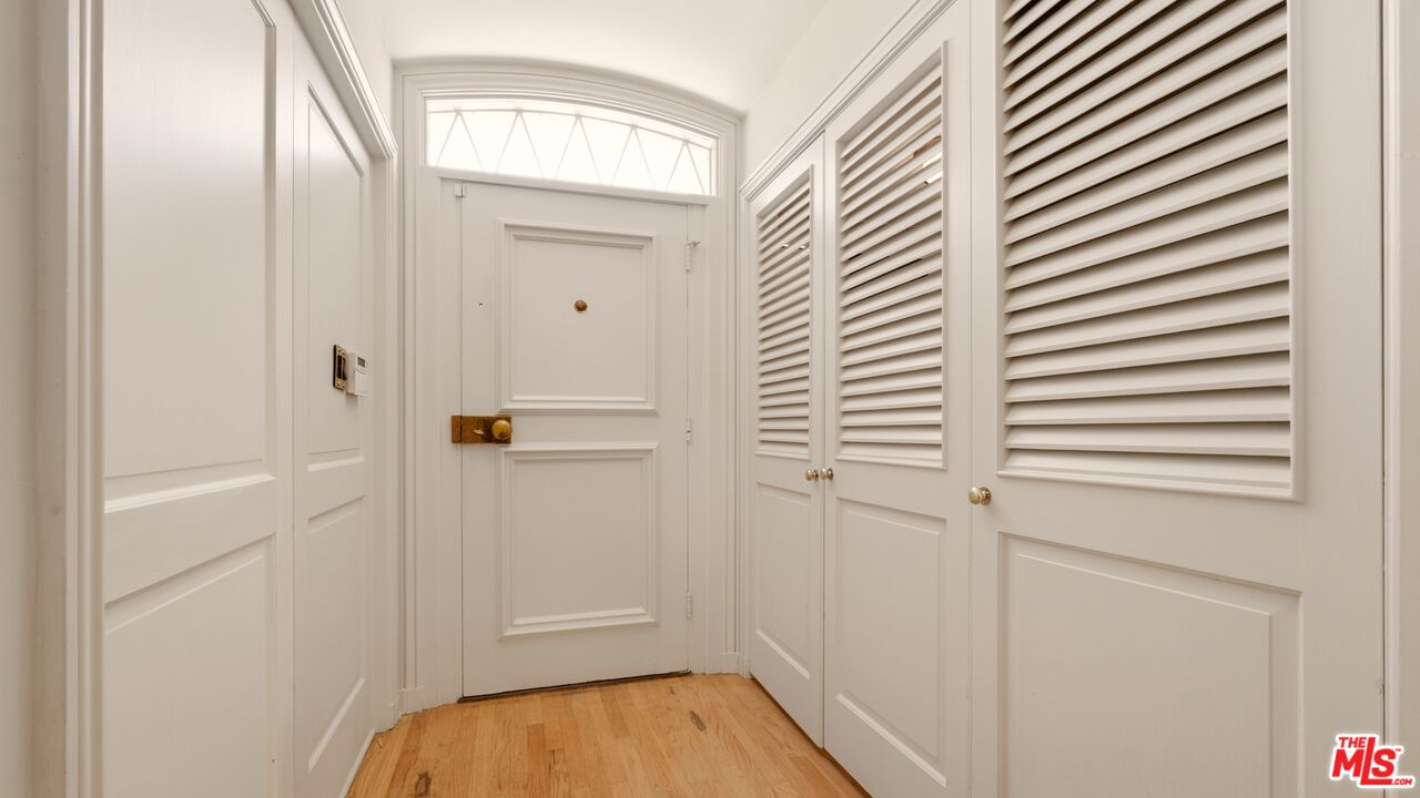 1506 Club View Dr