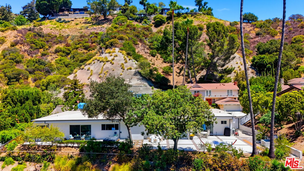 2657 Zorada Dr