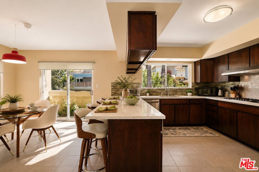 2657 Zorada Dr