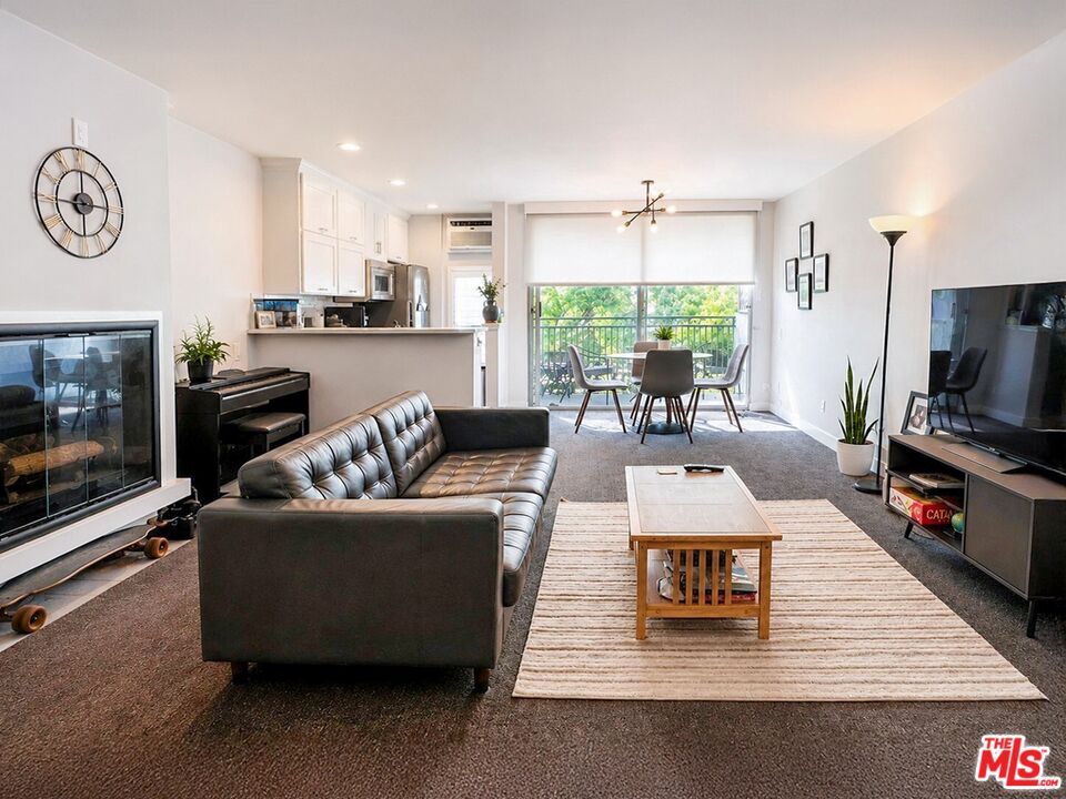 6151 Orange St Unit: 203