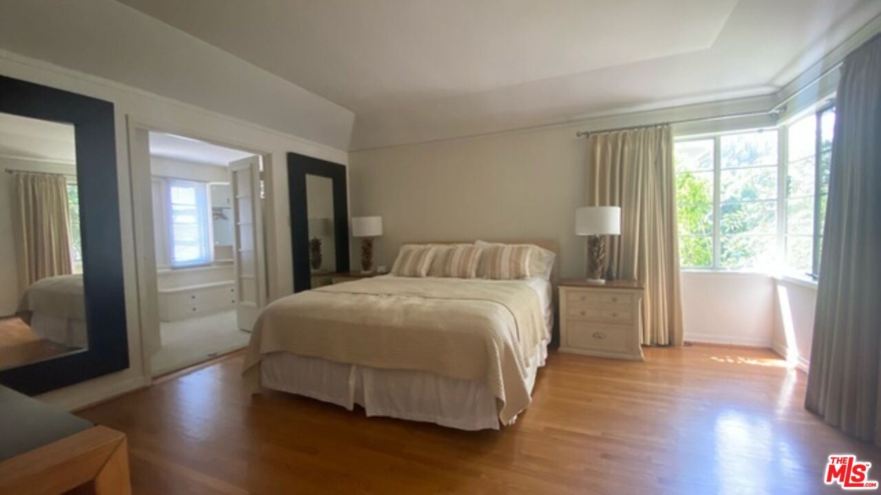 444 Smithwood Dr