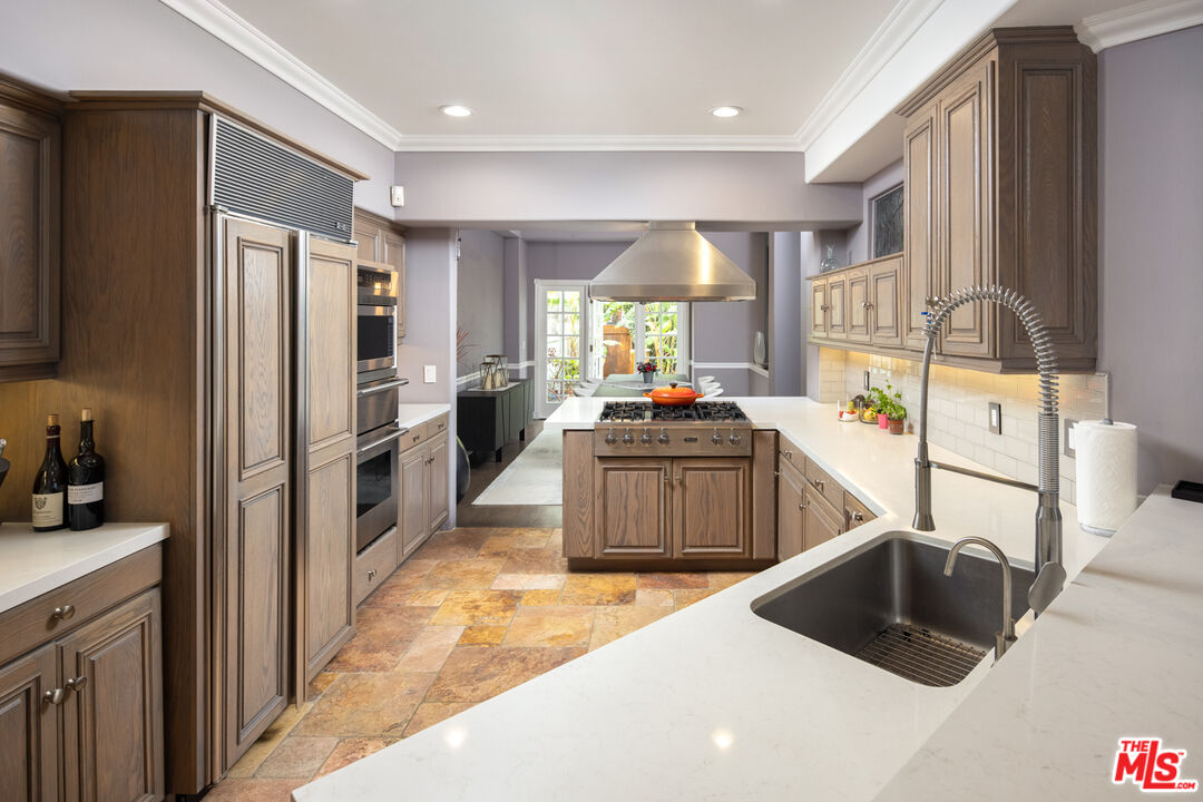 136 Northstar Mall